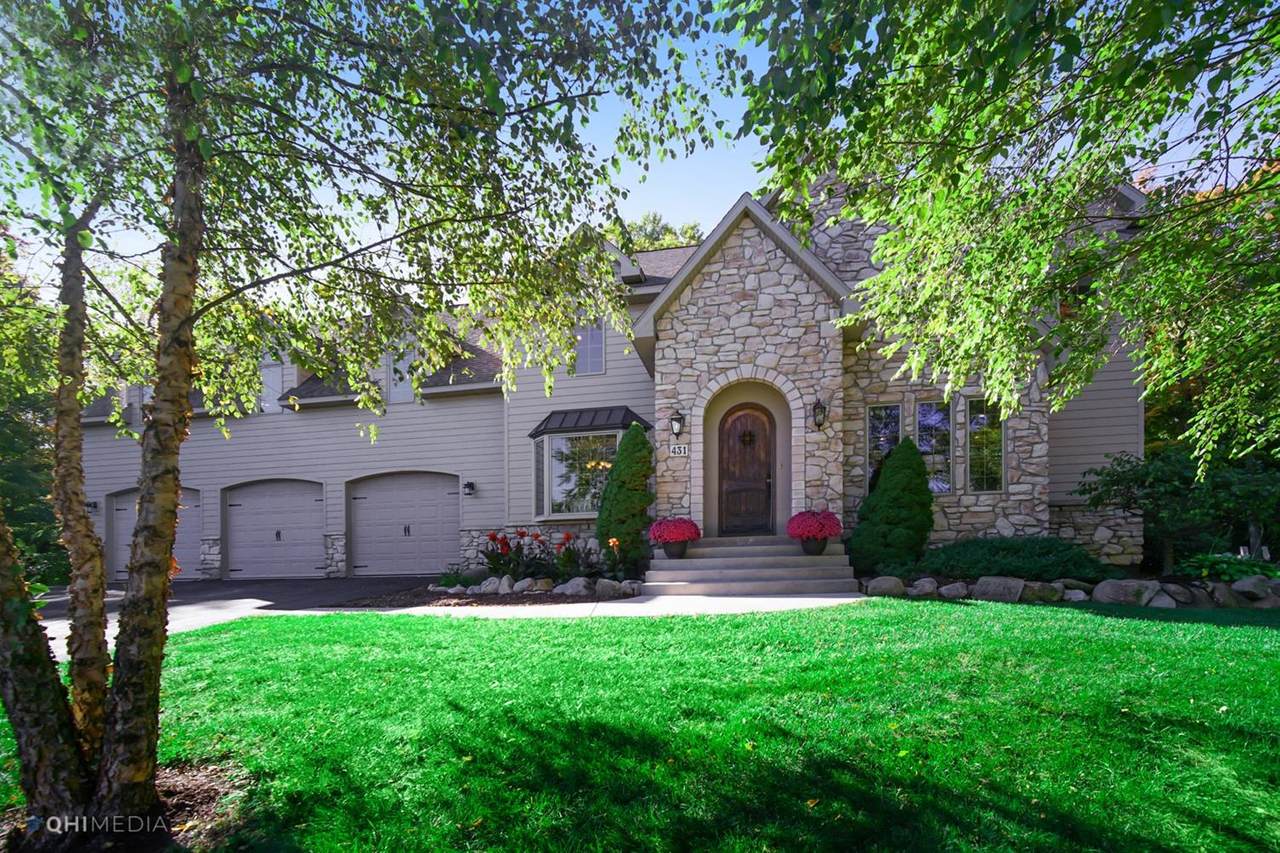 431 Woodstock Court - Photo 1