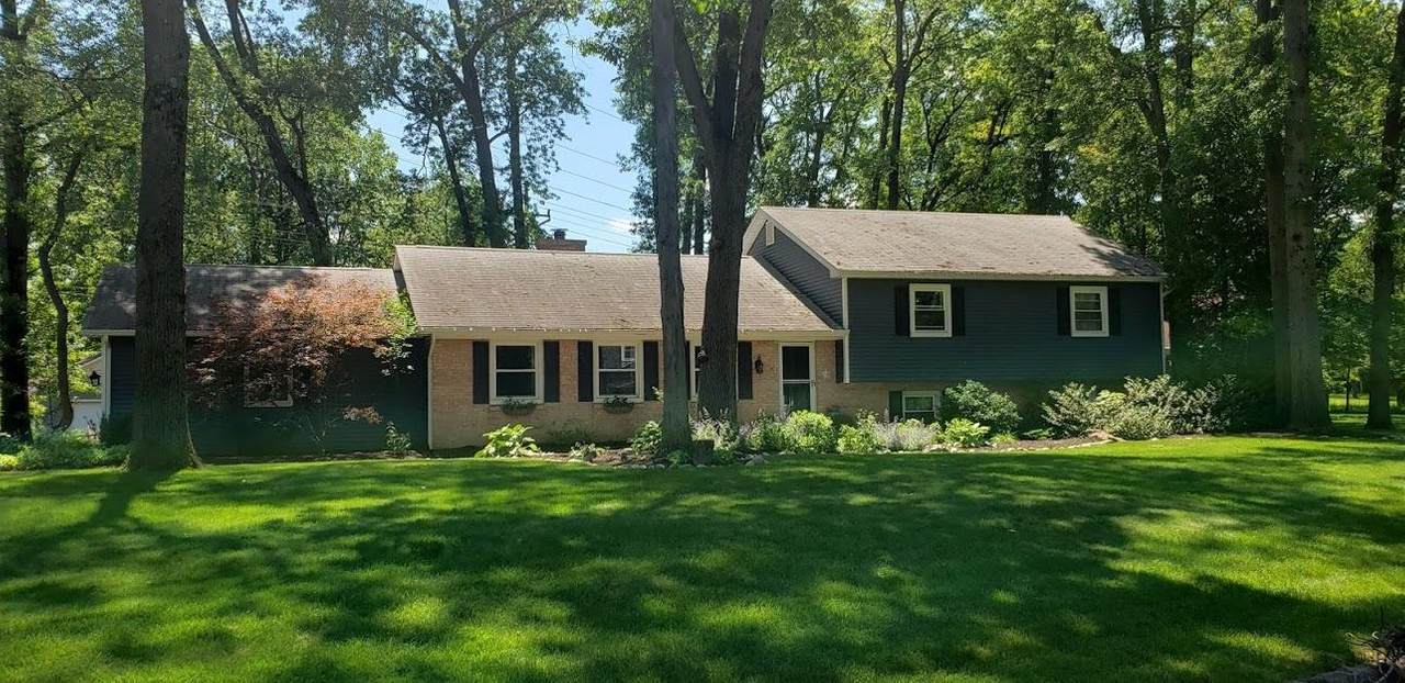 4001 Hemlock Drive - Photo 1