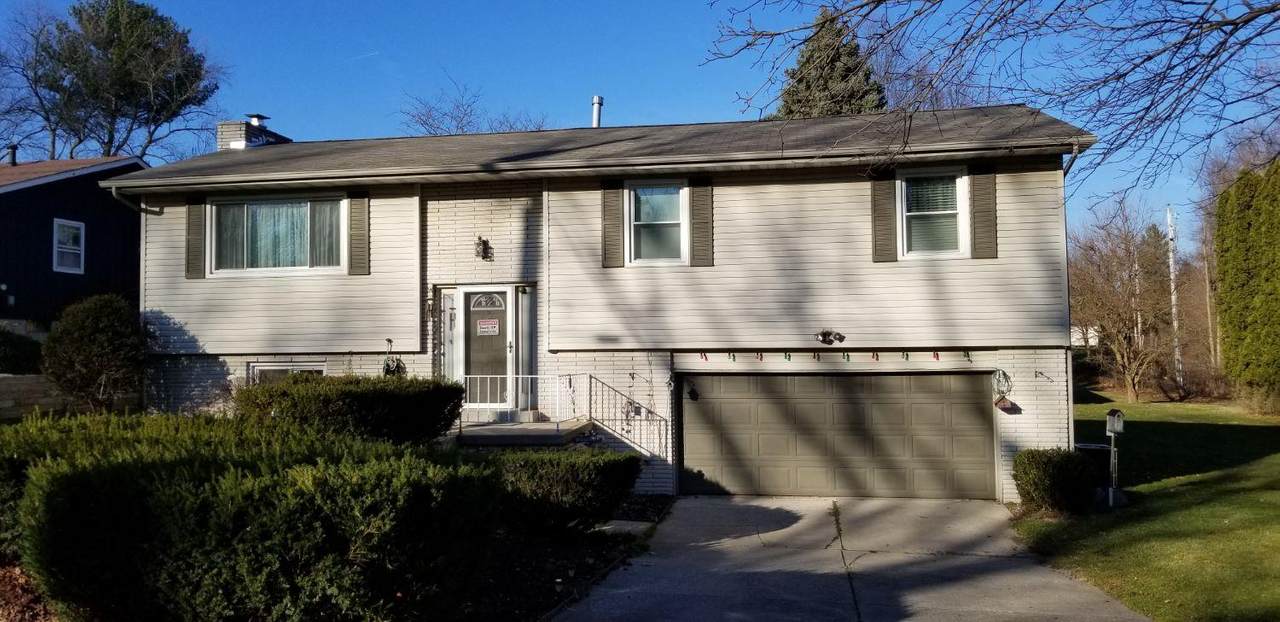 201 Meadow Lark Lane - Photo 1