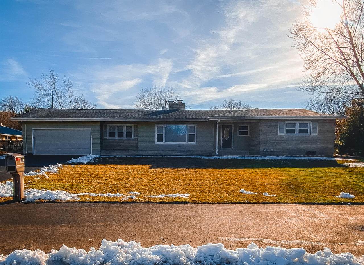 313 Boyd Circle - Photo 1
