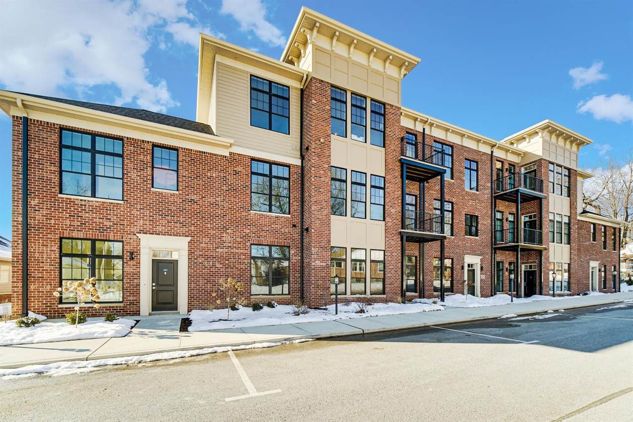 207 Academy Street - Photo 1