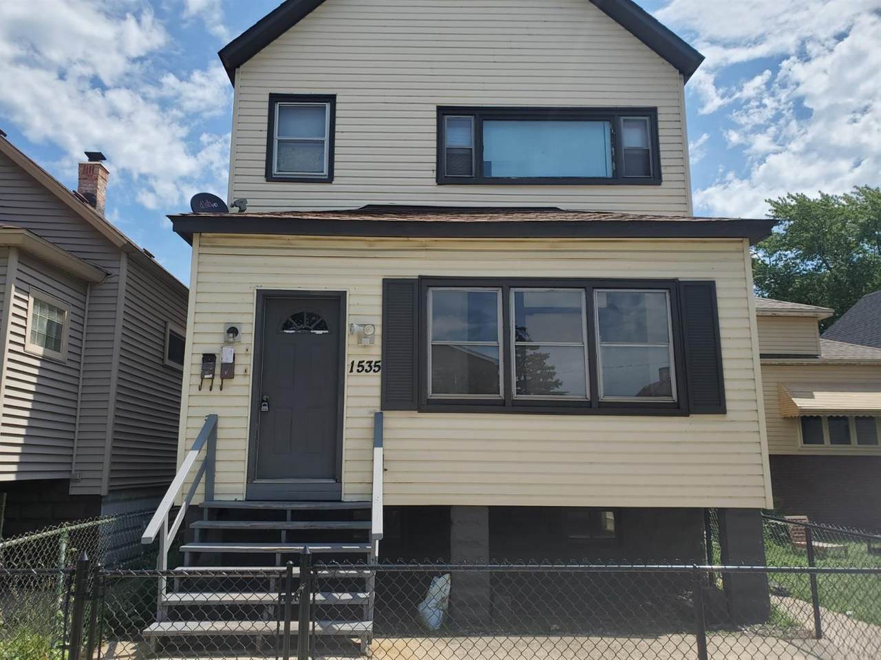 1535 Myrtle Avenue - Photo 1