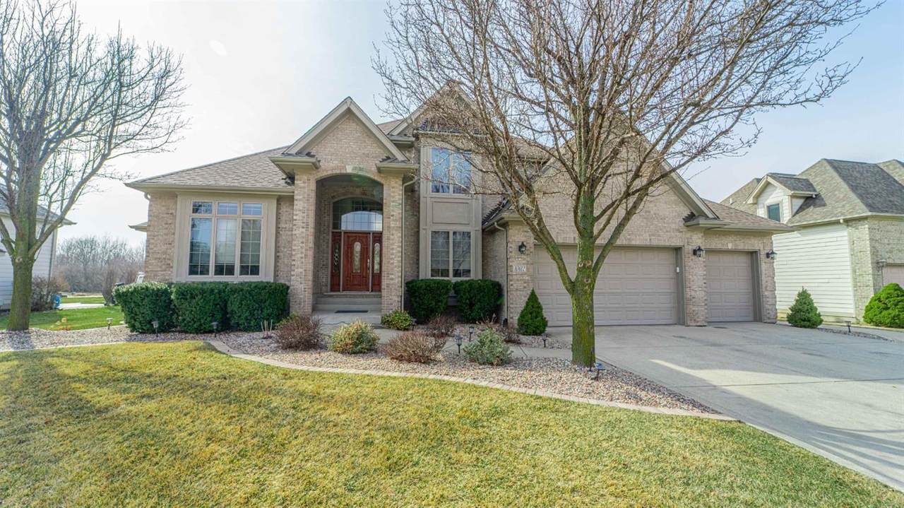 10612 Erie Drive - Photo 1