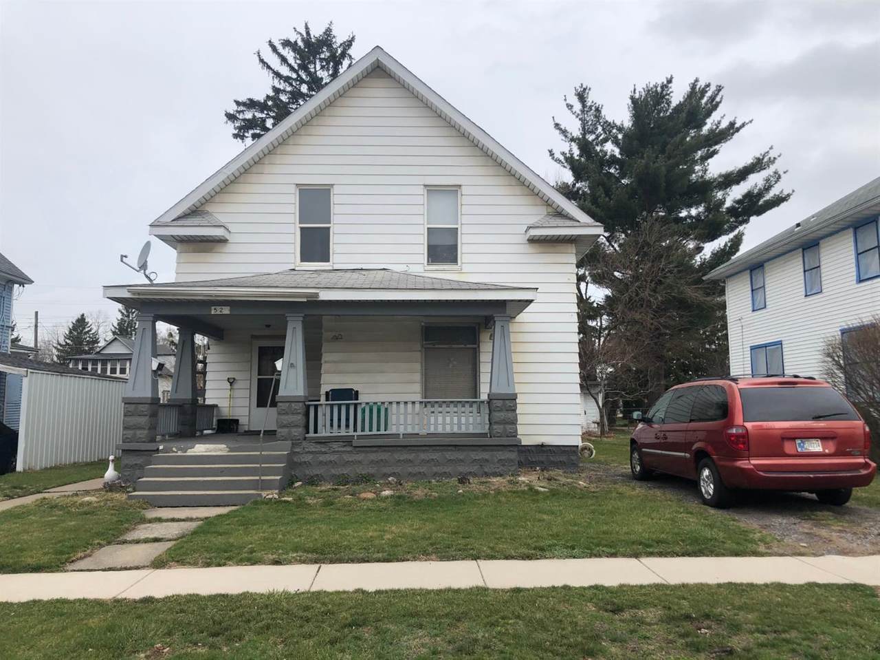 523 Grove Street - Photo 1