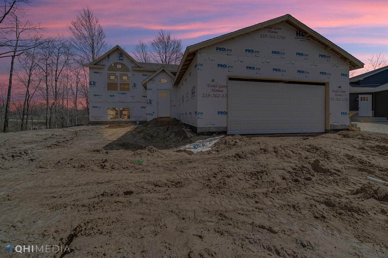 687 Friars Green - Photo 1