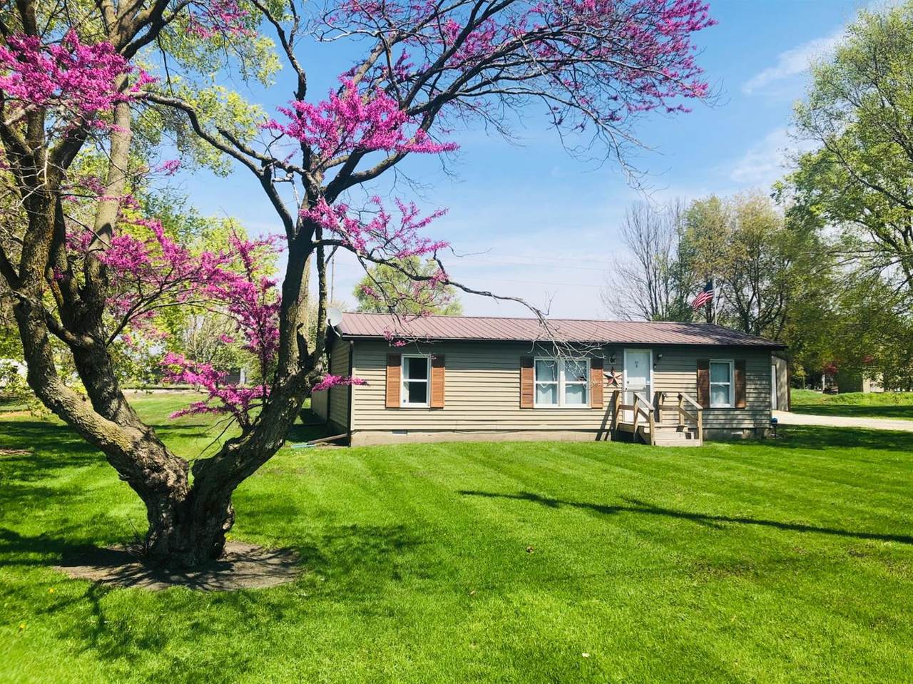 110 Goss Street - Photo 1