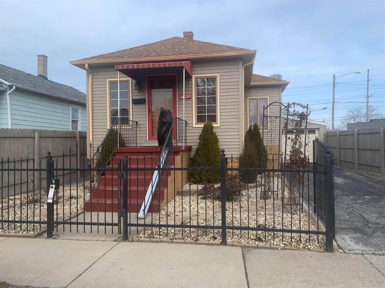 1341 Truman Street - Photo 1