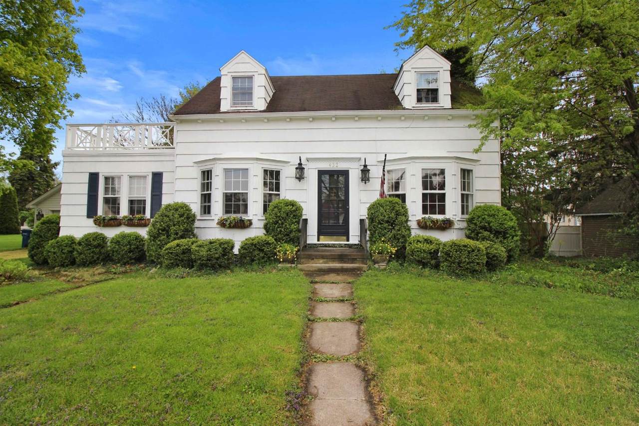 432 Oak Street - Photo 1