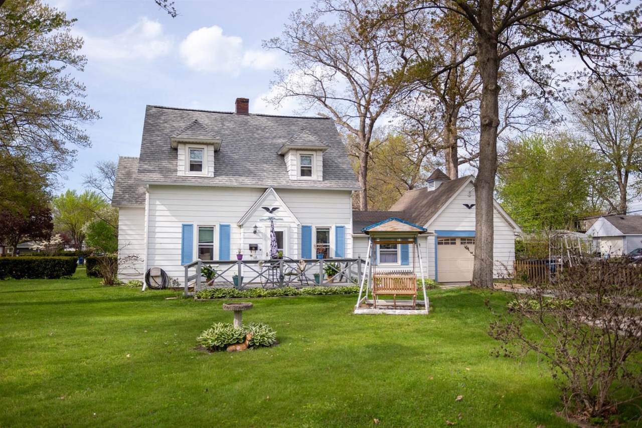 630 Dewey Street - Photo 1