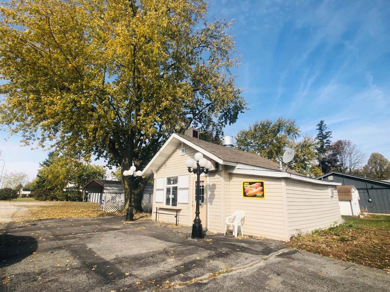 402 Jasper Street - Photo 1
