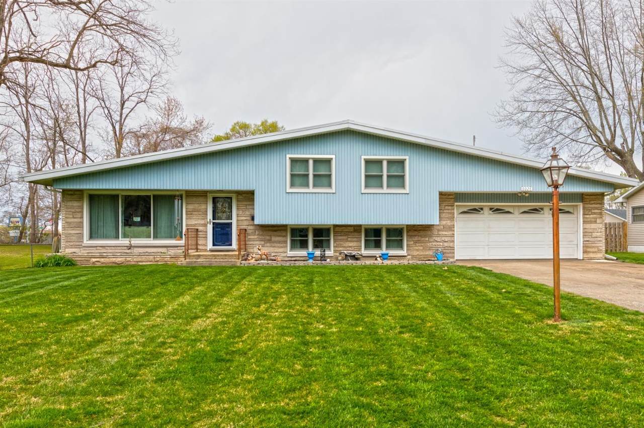6026 Cardinal Avenue - Photo 1