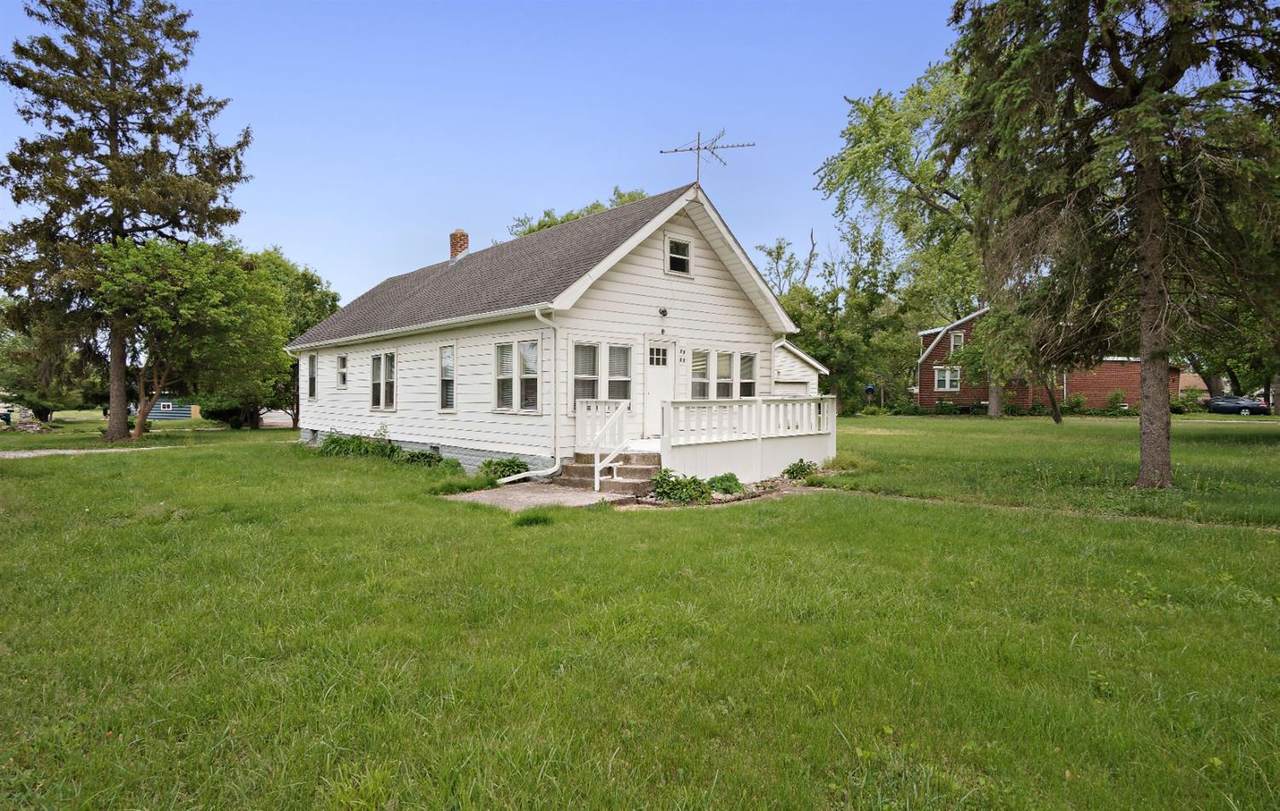 7901 Independence Street - Photo 1