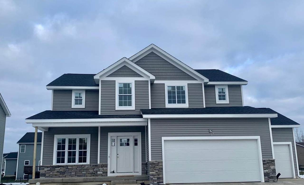 881 Heartland Drive - Photo 1