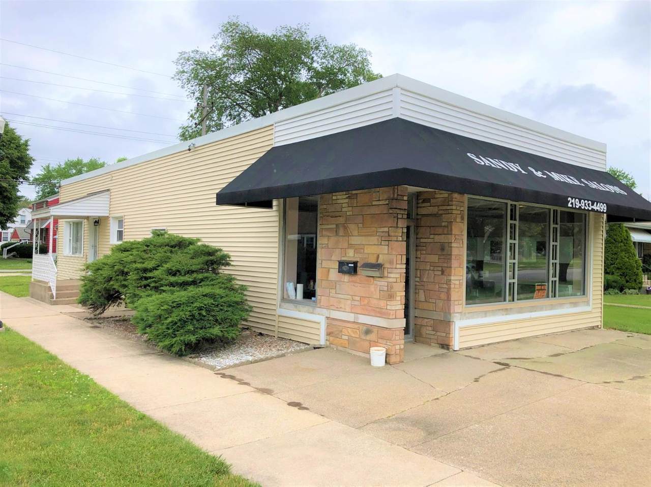 1005 173rd Street - Photo 1