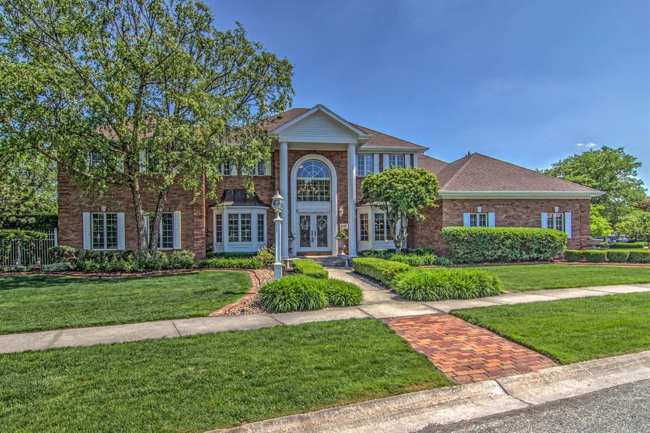 10307 Saint James Place - Photo 1