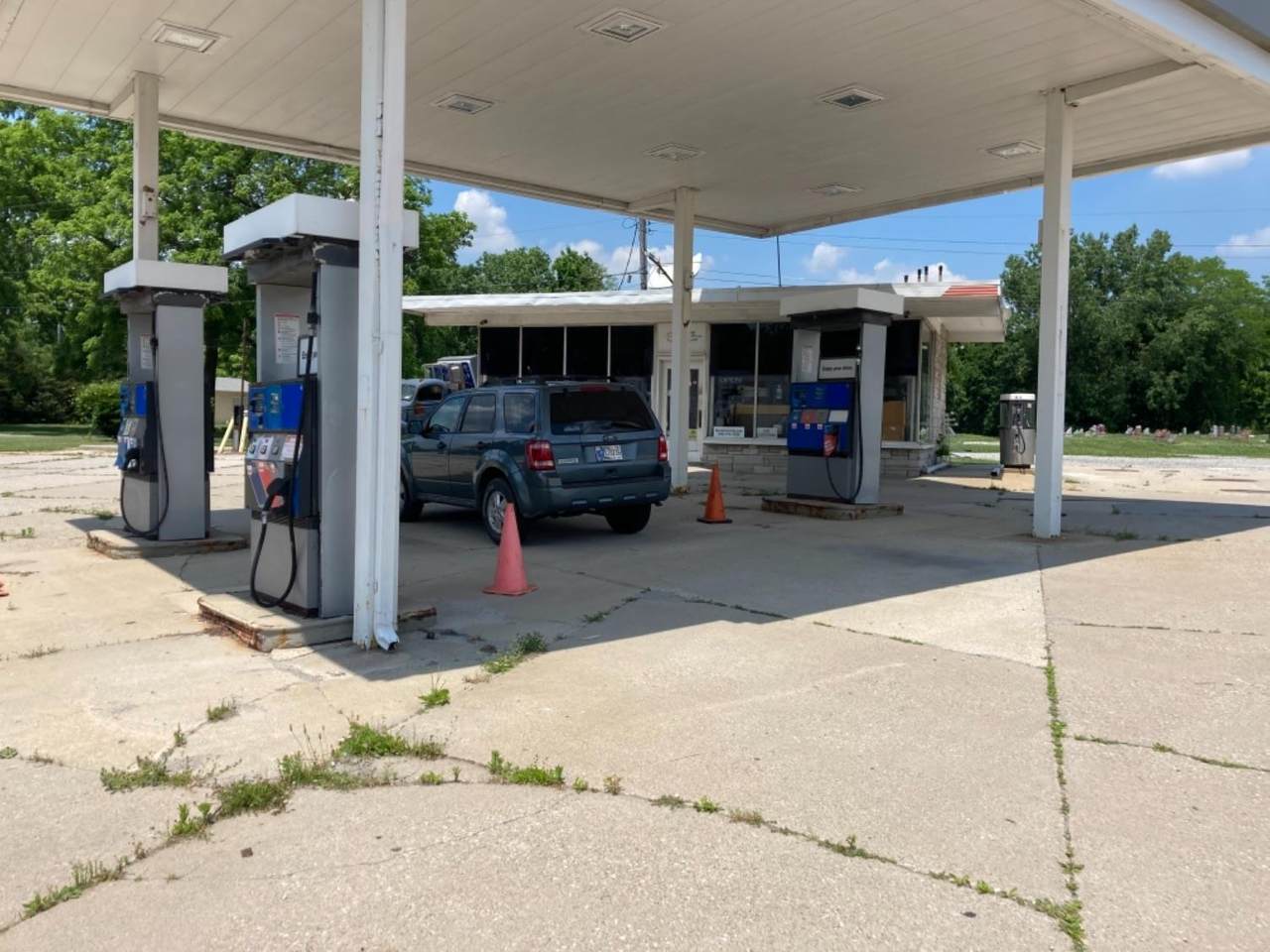 1235 Commercial Avenue - Photo 1