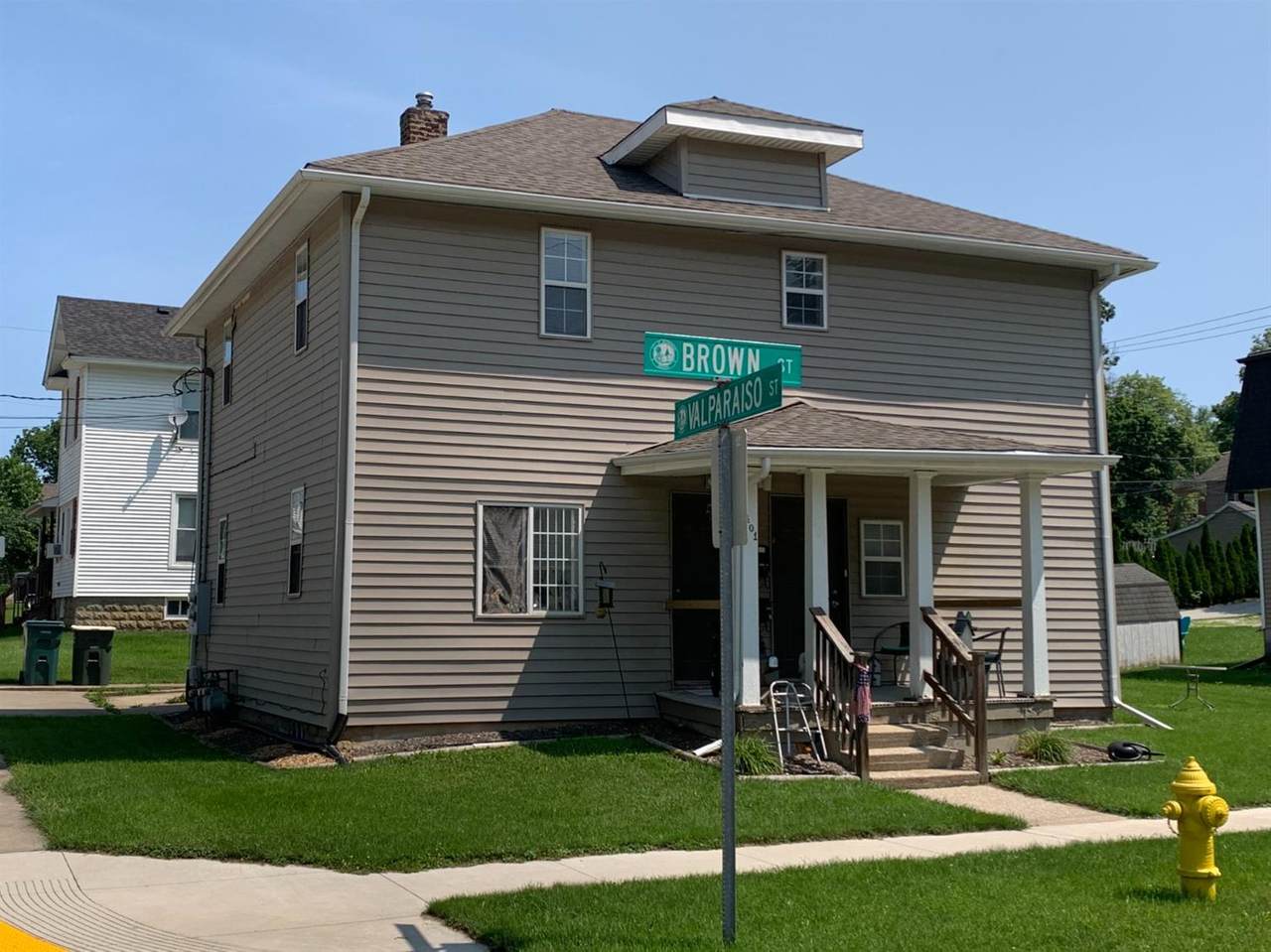 401 Brown Street - Photo 1