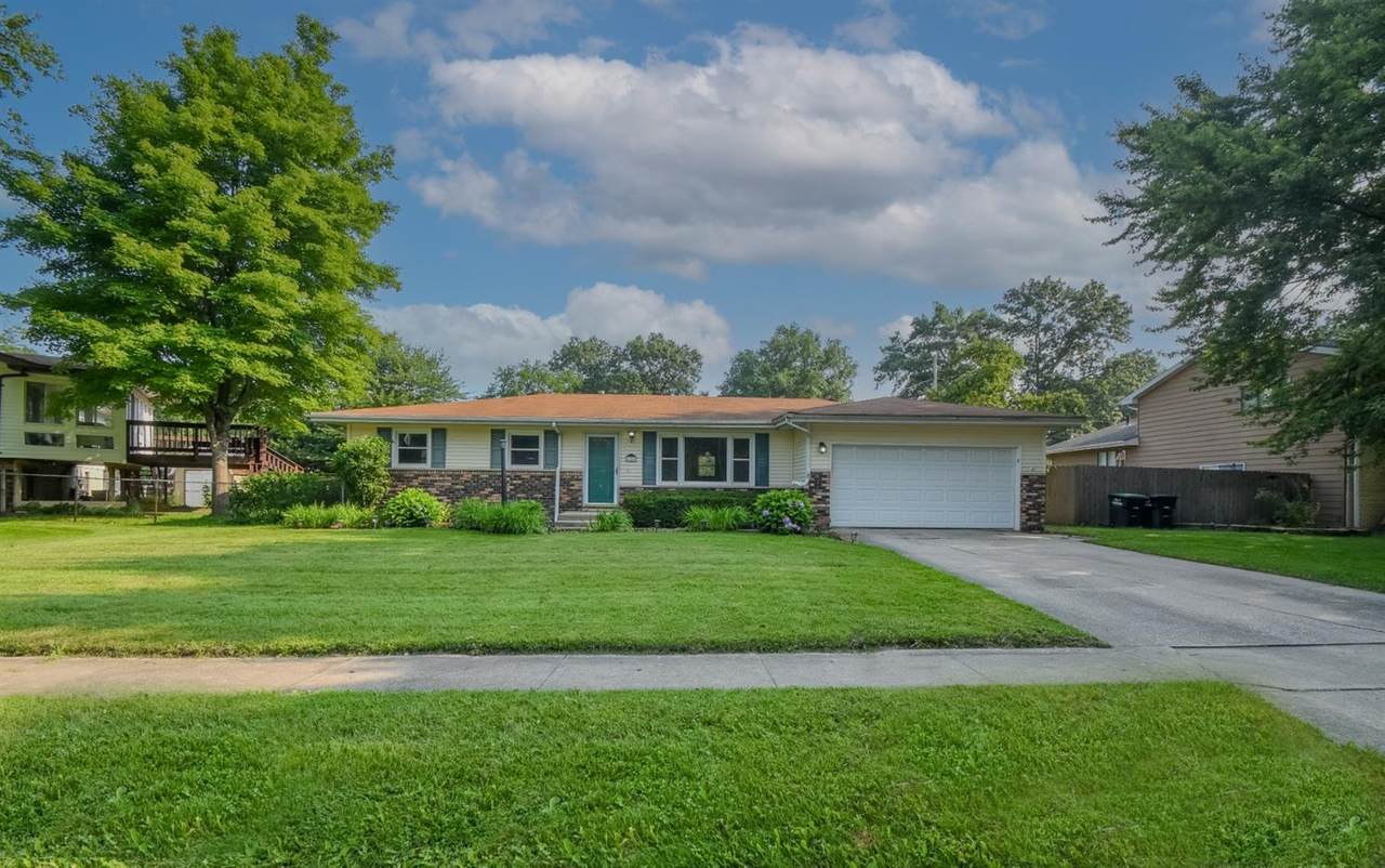 6146 Sunrise Avenue - Photo 1
