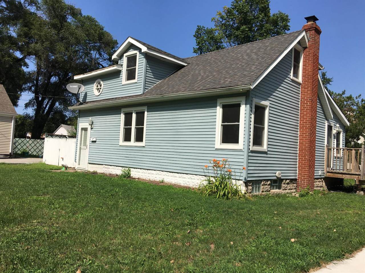 9027 Richard Street - Photo 1