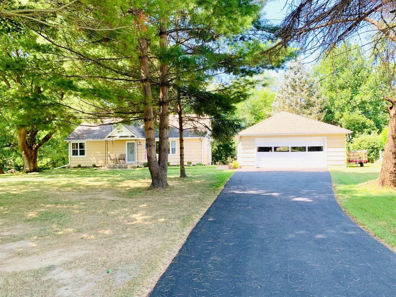 1036 Old State Road 49 - Photo 1