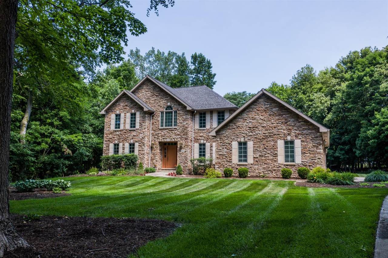 301 Windermere Drive - Photo 1