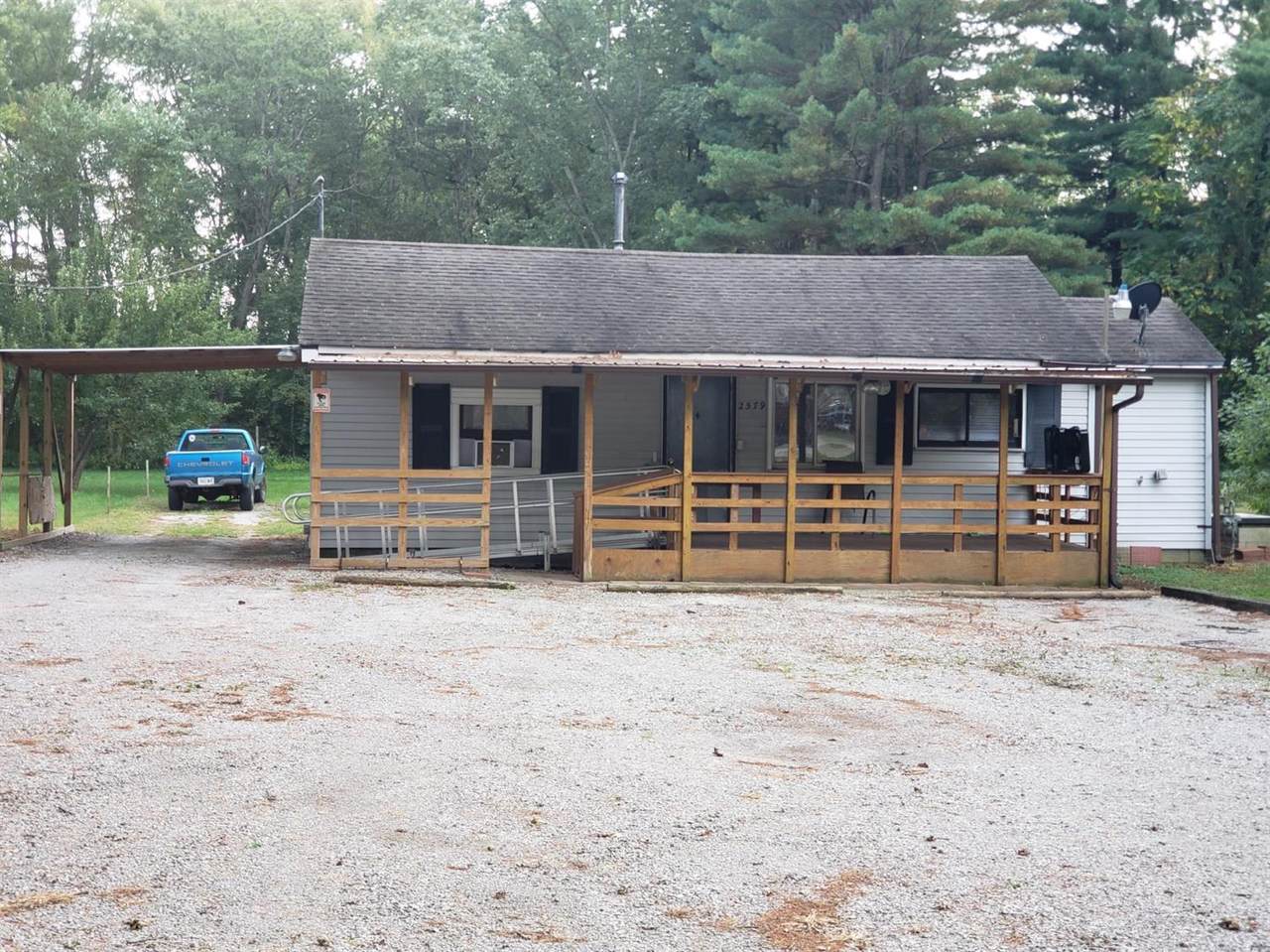 2579 1132 N - Photo 1