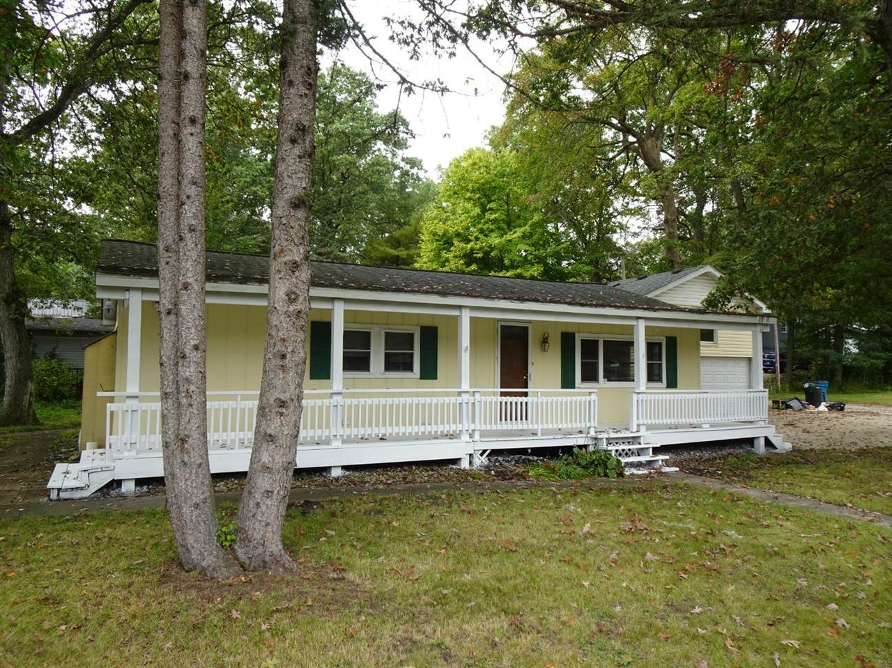 6445 Eastern Drive - Photo 1