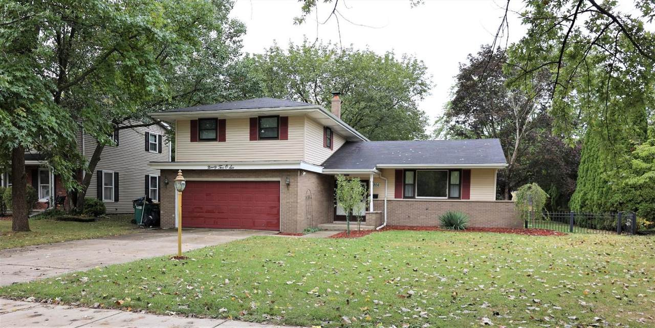 9206 White Oak Avenue - Photo 1
