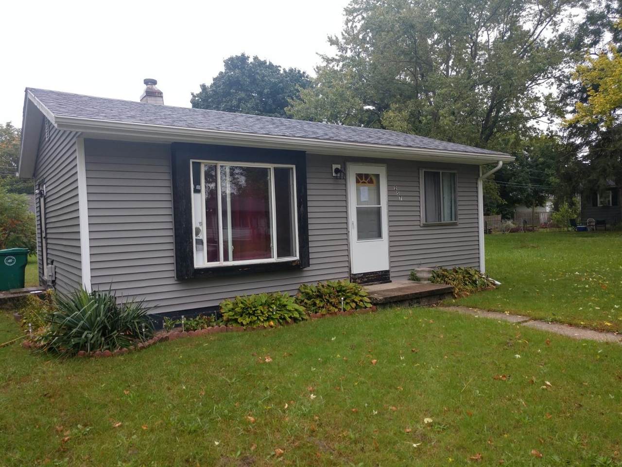 257 Ivanhoe Road - Photo 1