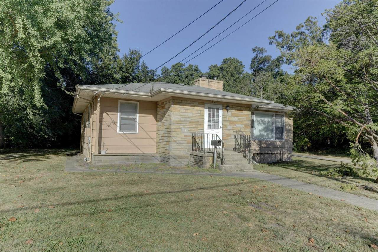 1542 Broad Street - Photo 1