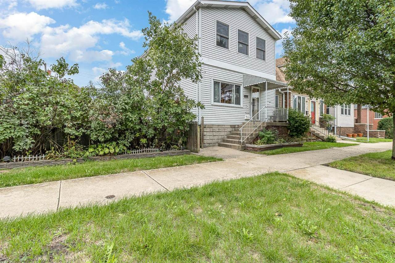 1426 Roberts Avenue - Photo 1