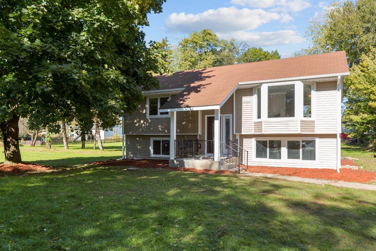 6014 41st Avenue - Photo 1