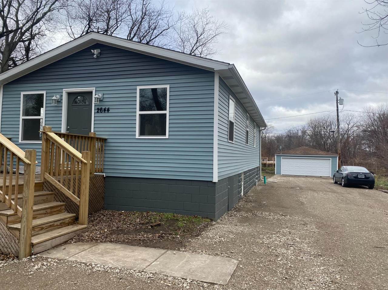 2644 Benton Street - Photo 1