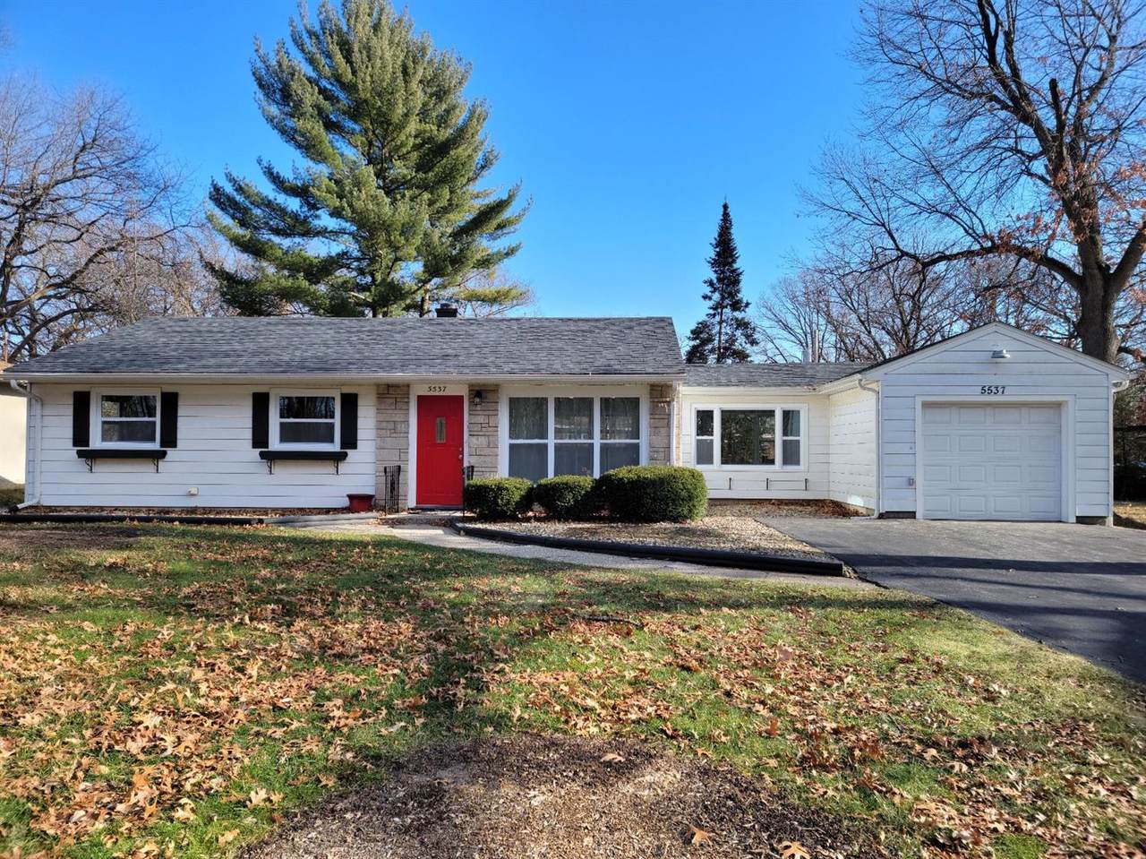 5537 Georgia Street - Photo 1