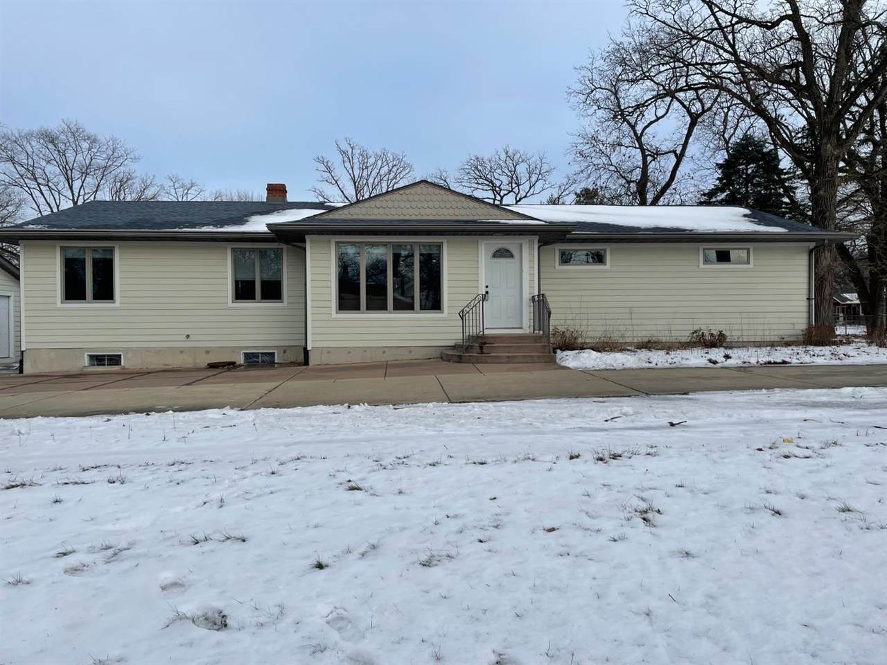 12520 85th Avenue - Photo 1