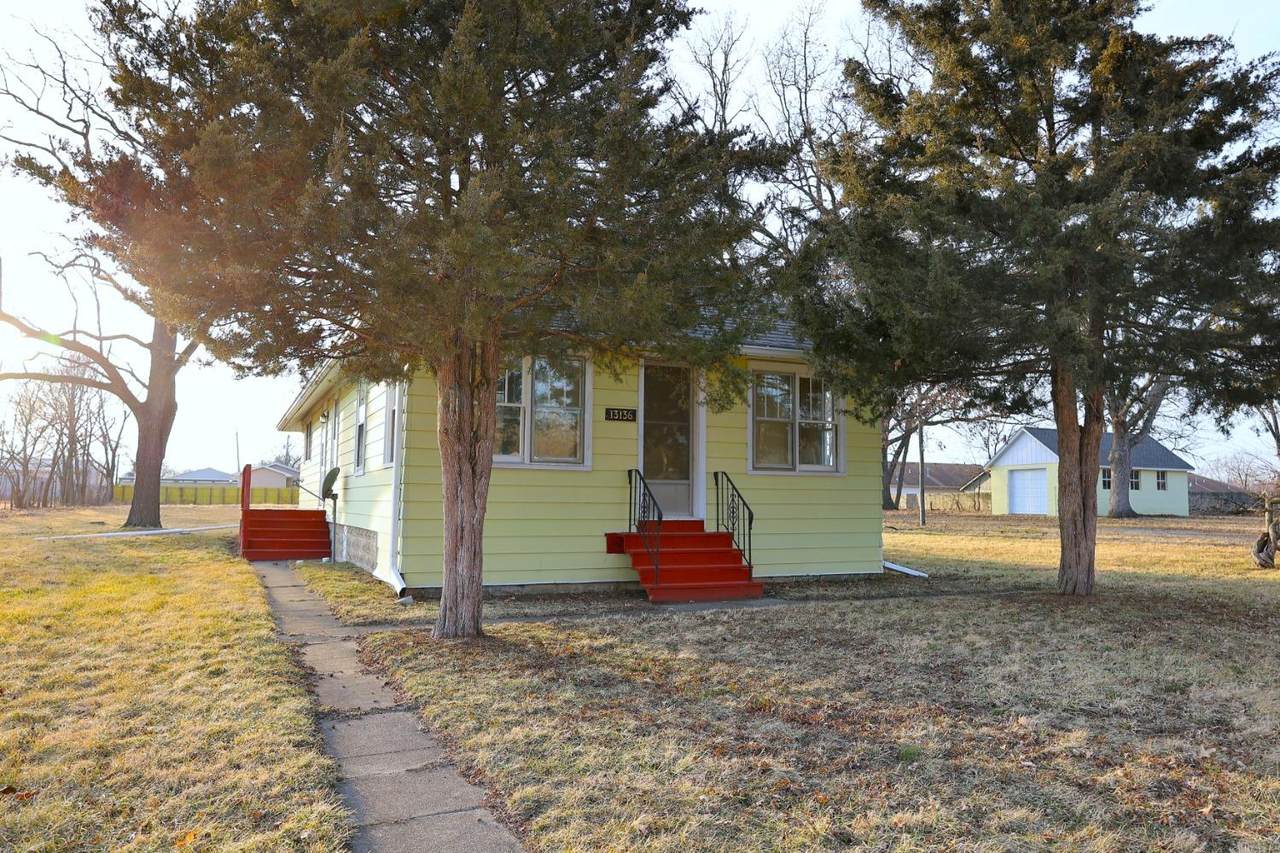 13136 Schneider Street - Photo 1