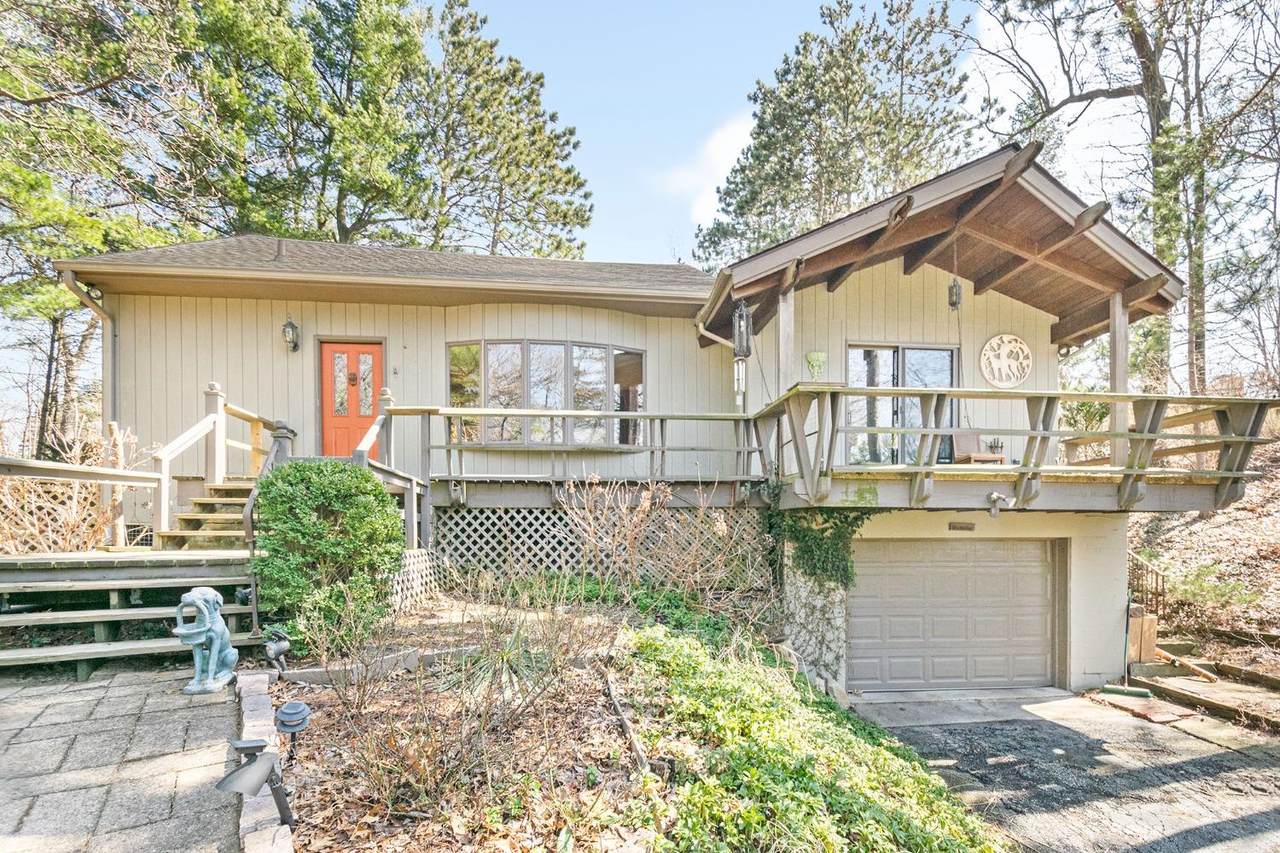 21 Stillwater Avenue - Photo 1