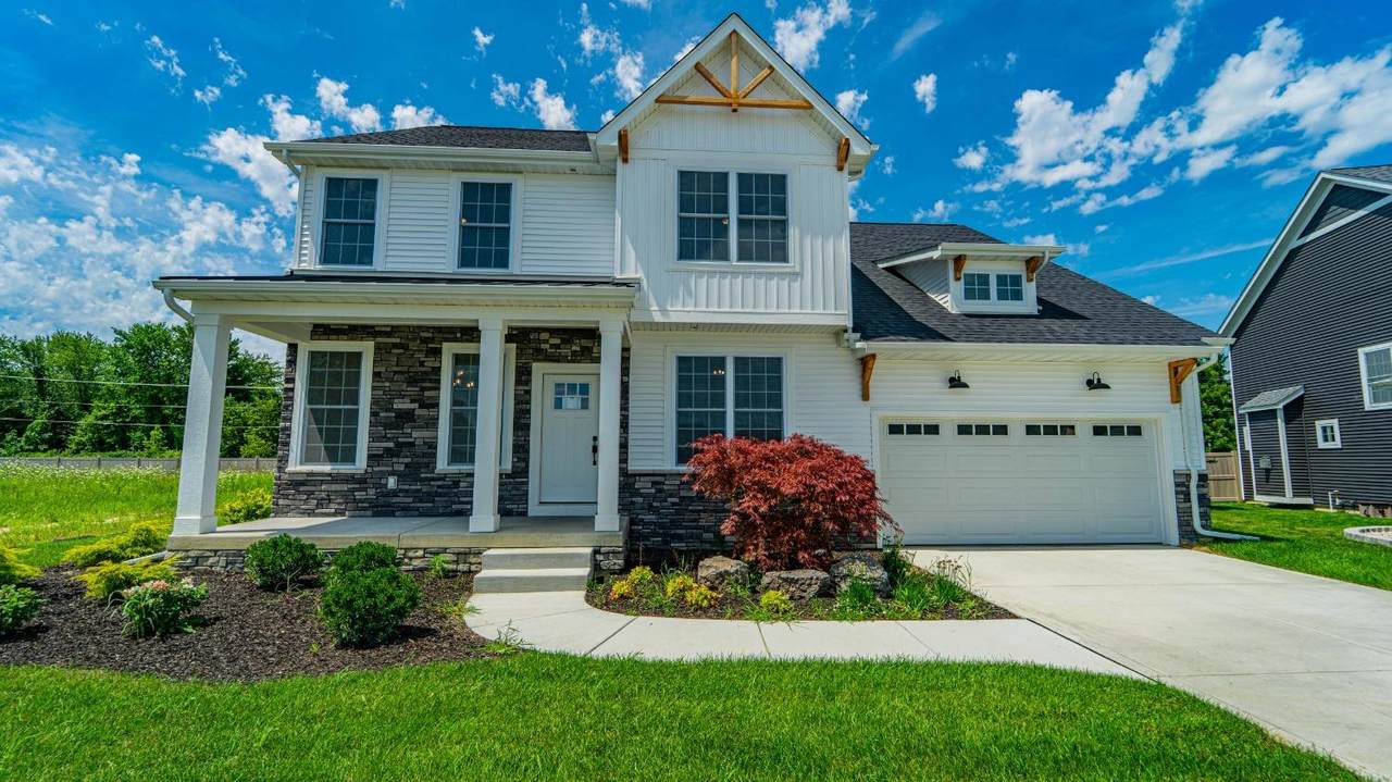 720 Tanglewood Lane - Photo 1