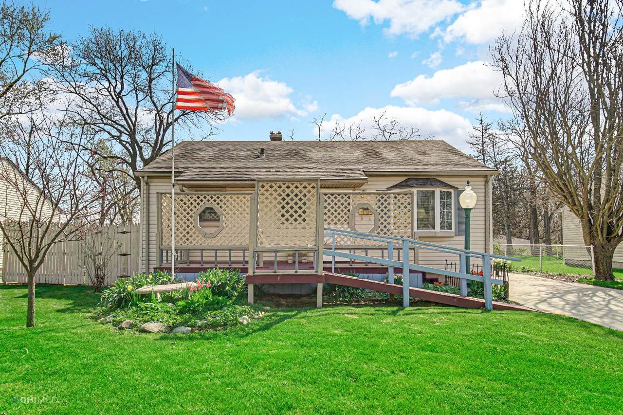 6 Walnut Parkway - Photo 1