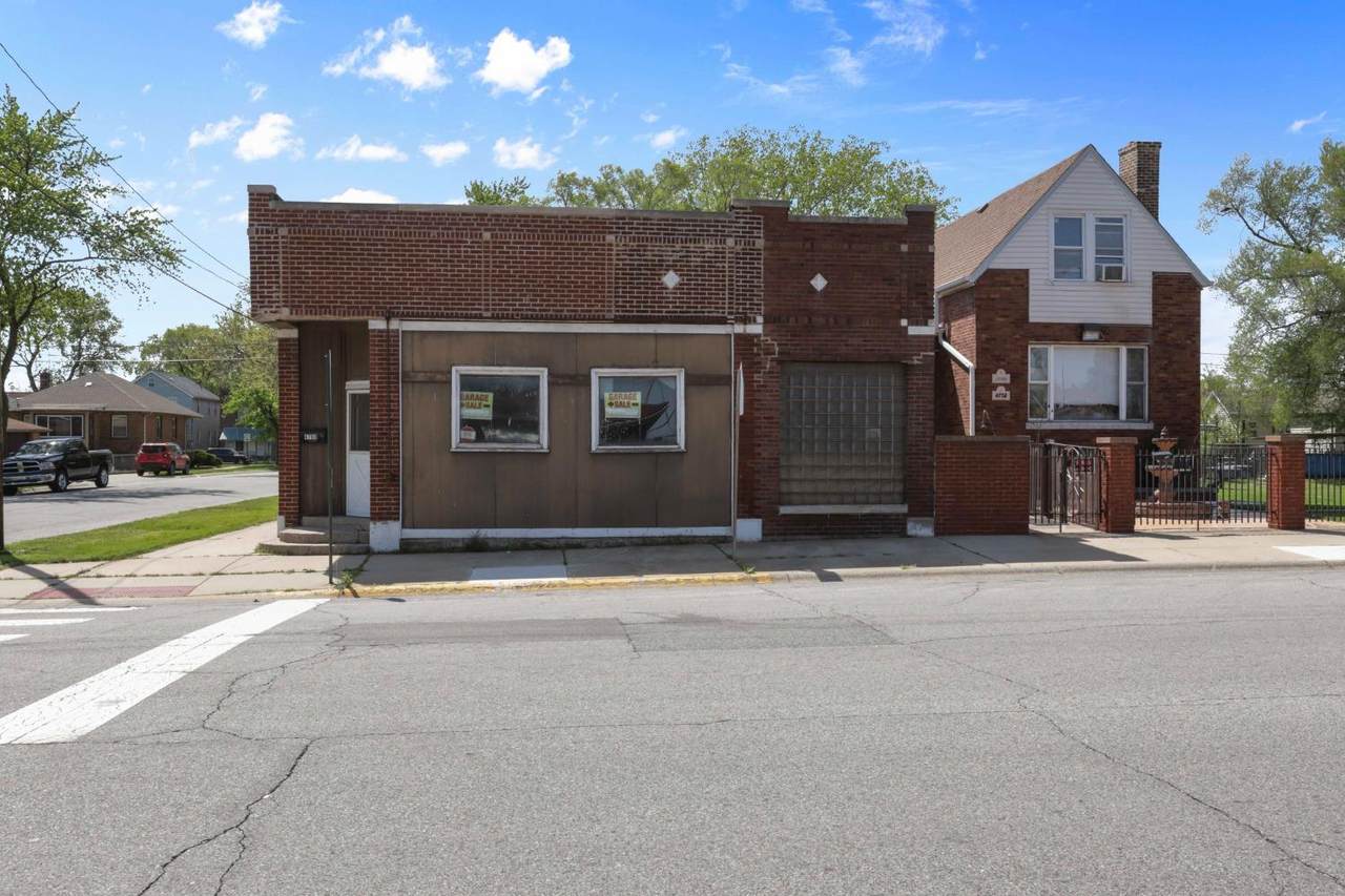 4760 Euclid Avenue - Photo 1