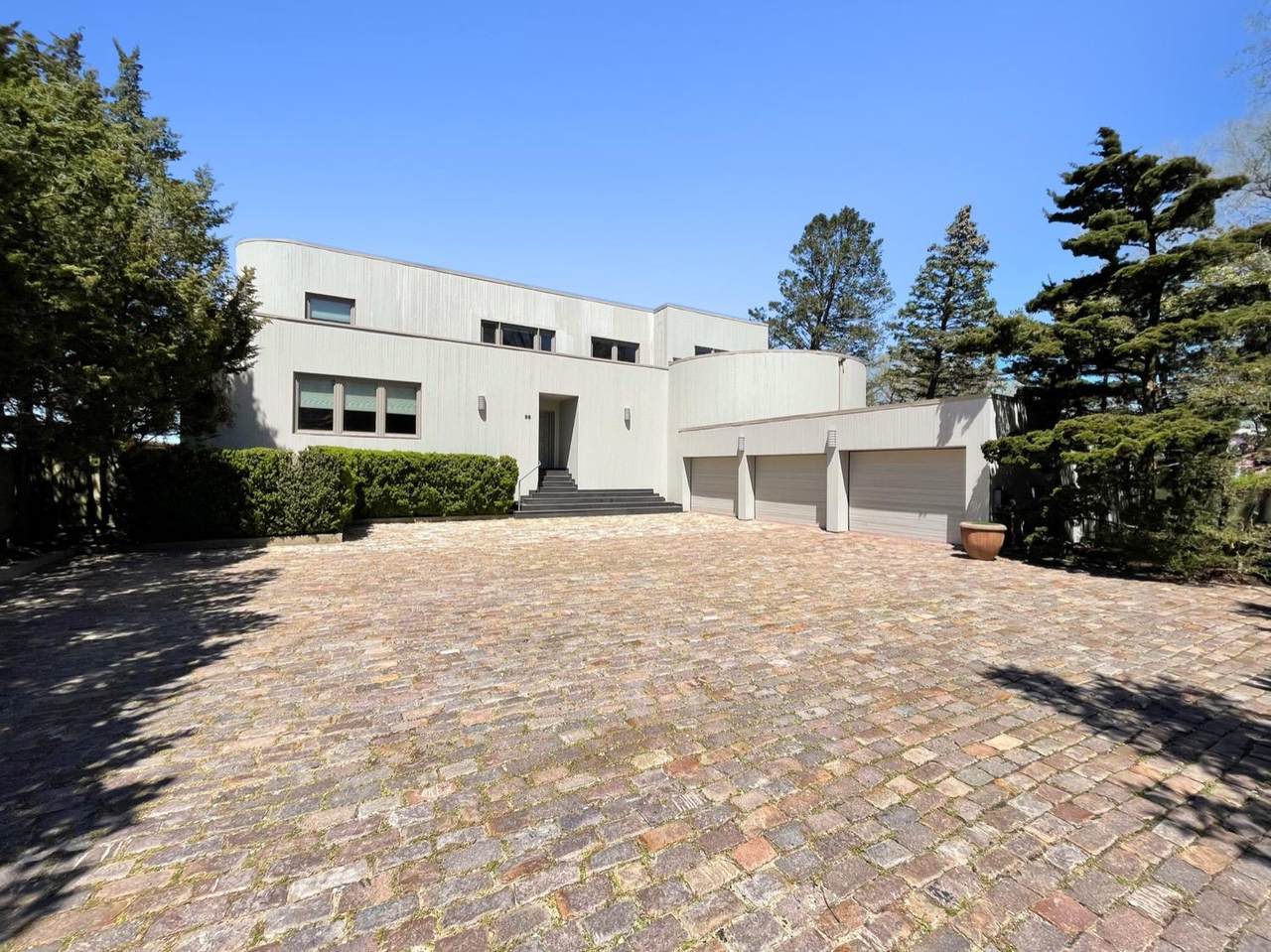 28 Shore Drive - Photo 1