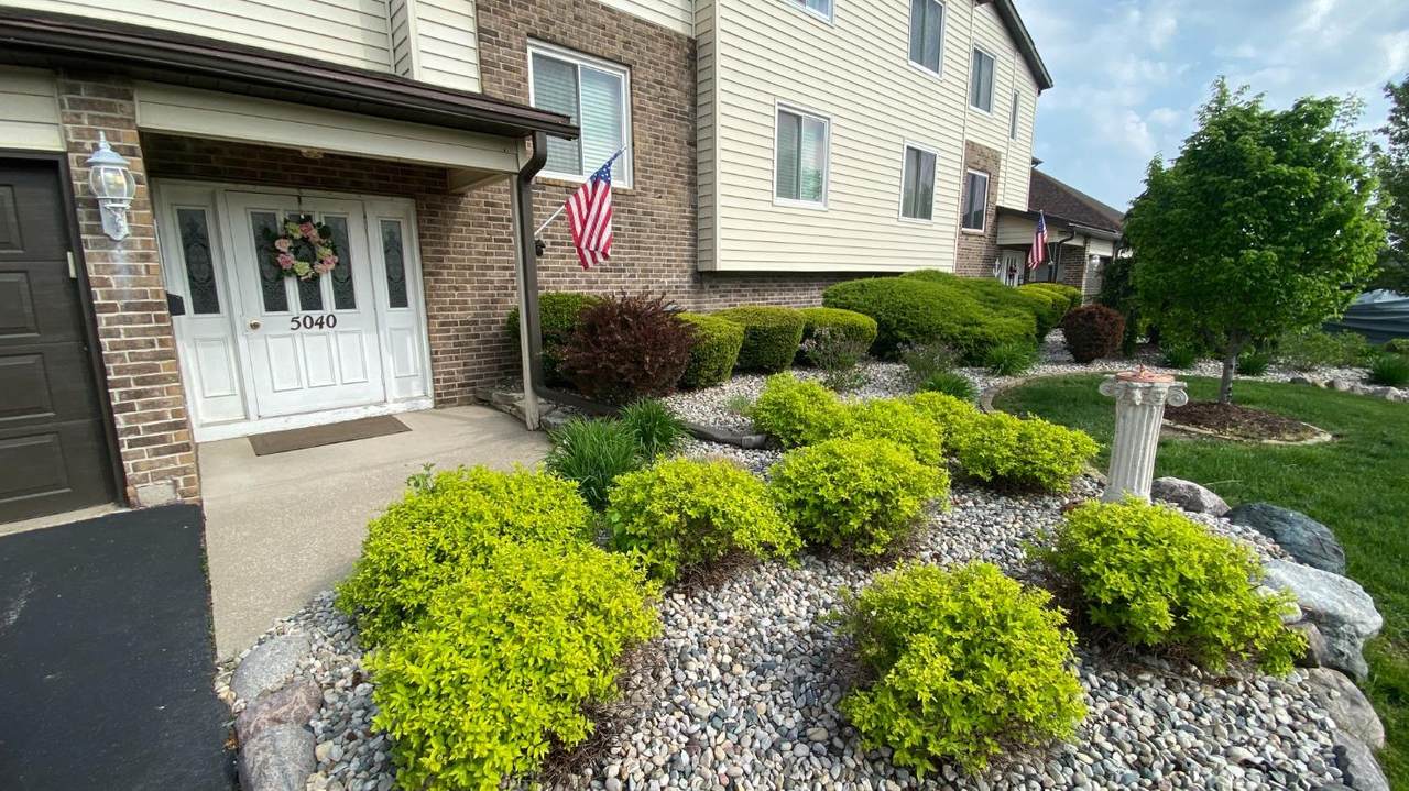 5040 Spinnaker Lane - Photo 1