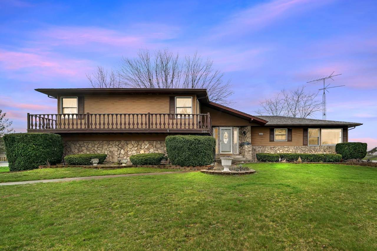 284 Castlewood Drive - Photo 1