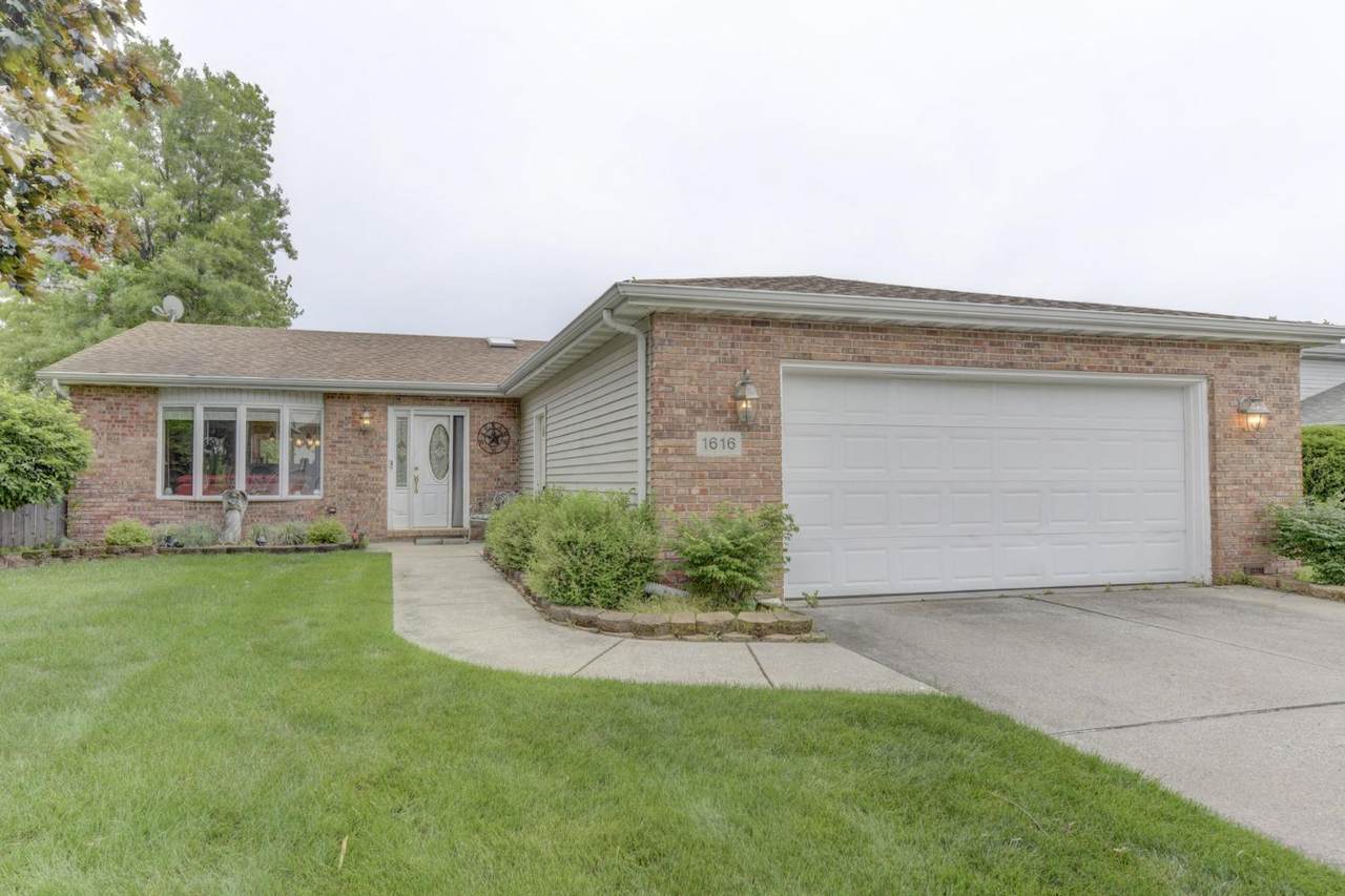 1616 Rosemary Court - Photo 1