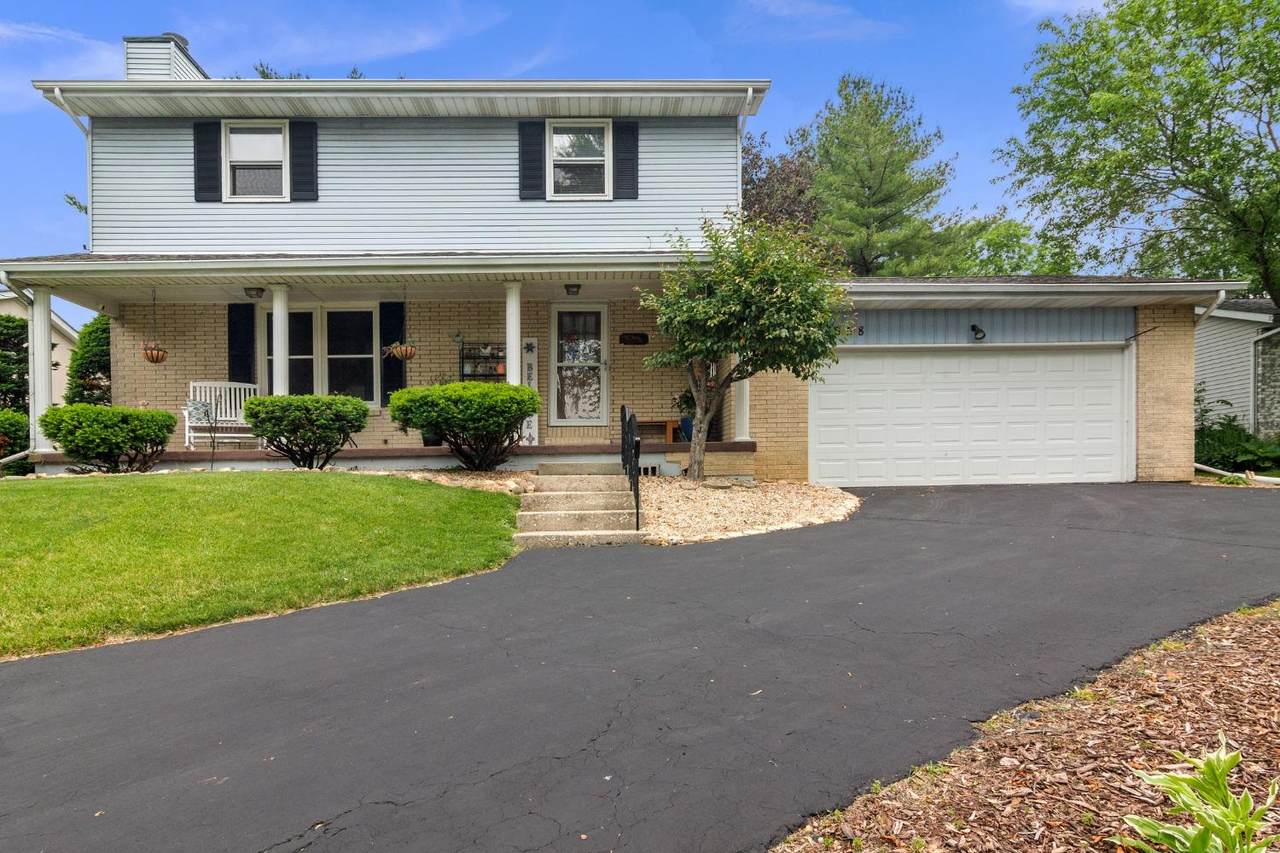 1858 Forest Circle - Photo 1