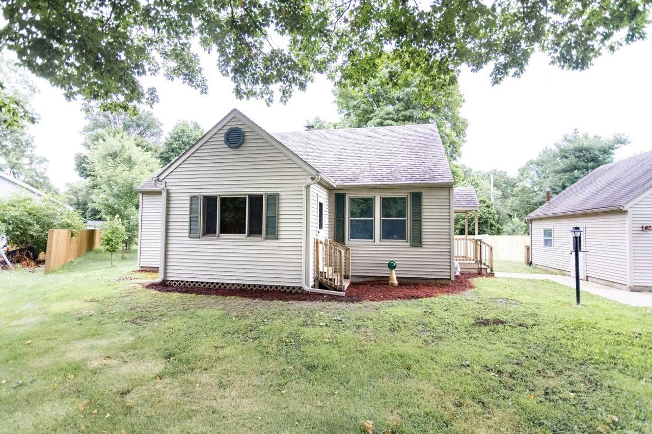 2522 State Road 2 - Photo 1