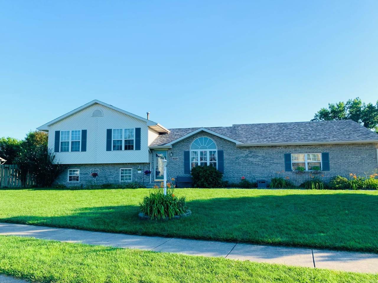 6331 Meadow Ridge Avenue - Photo 1