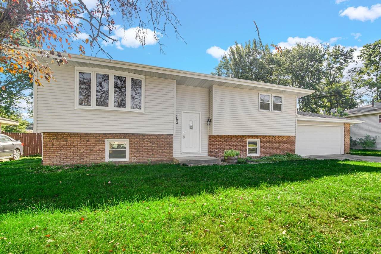 3083 Cooley Street - Photo 1