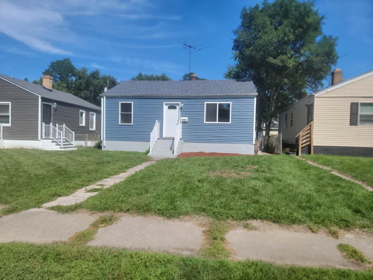 4085 Buchanan Street - Photo 1