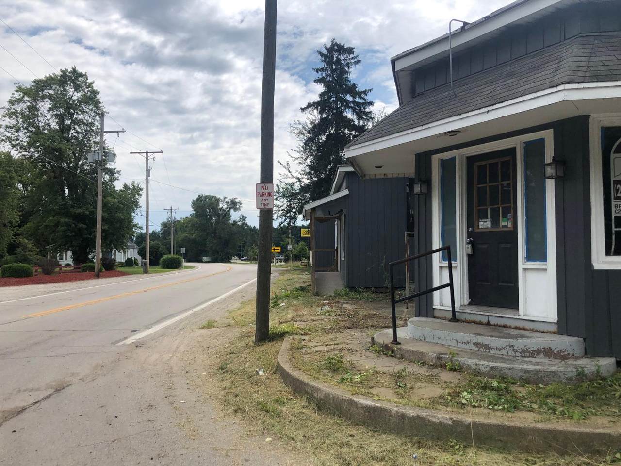 3454 State Road 104 - Photo 1